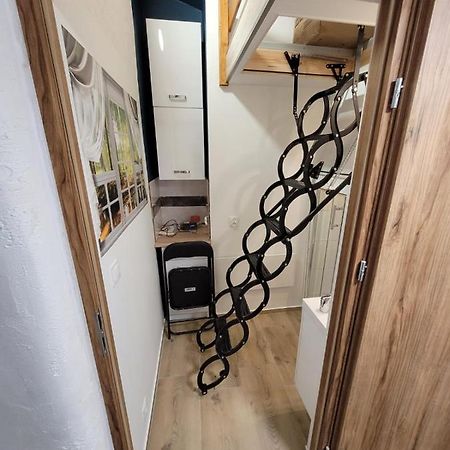 Micro Apartments 2,5 Qm - Najmniejsze Apartamenty Swiata 2,5 Mkw كراكوفيا المظهر الخارجي الصورة