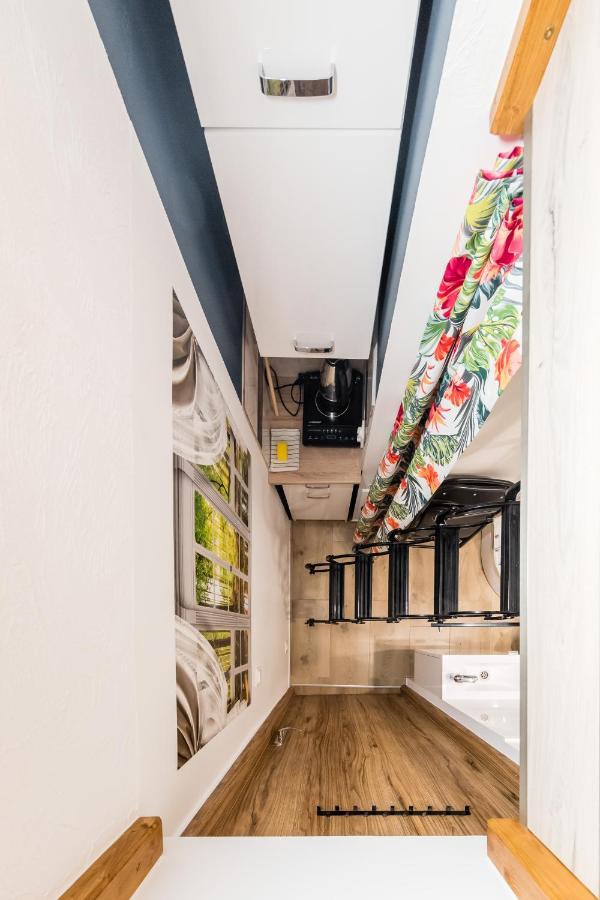 Micro Apartments 2,5 Qm - Najmniejsze Apartamenty Swiata 2,5 Mkw كراكوفيا المظهر الخارجي الصورة