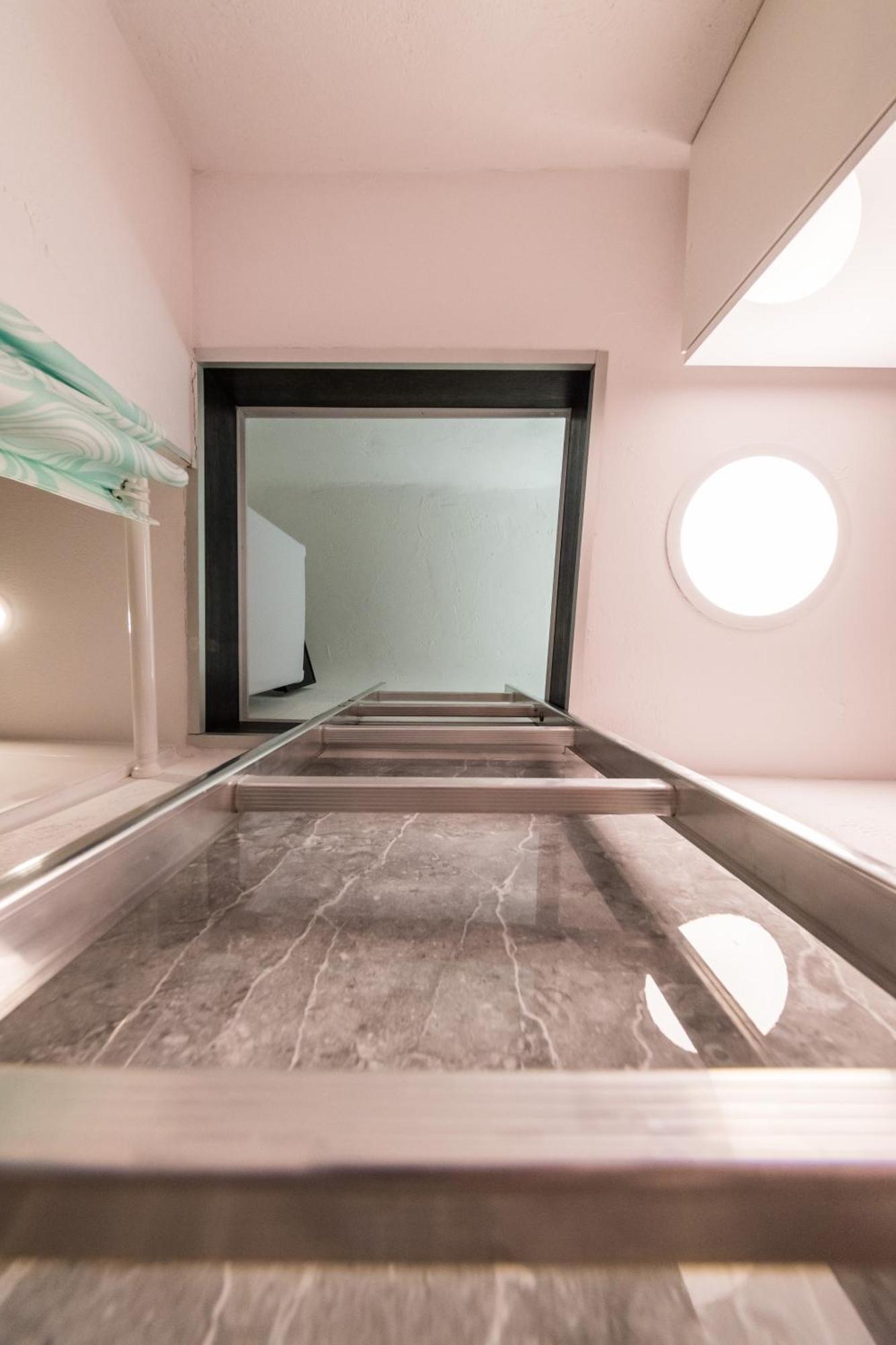 Micro Apartments 2,5 Qm - Najmniejsze Apartamenty Swiata 2,5 Mkw كراكوفيا المظهر الخارجي الصورة